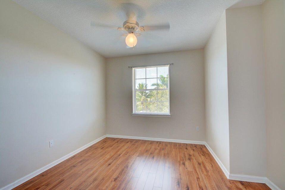 SOMERSET AT ABACOA CONDO - Residential