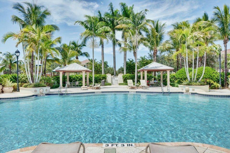 SOMERSET AT ABACOA CONDO - Residential