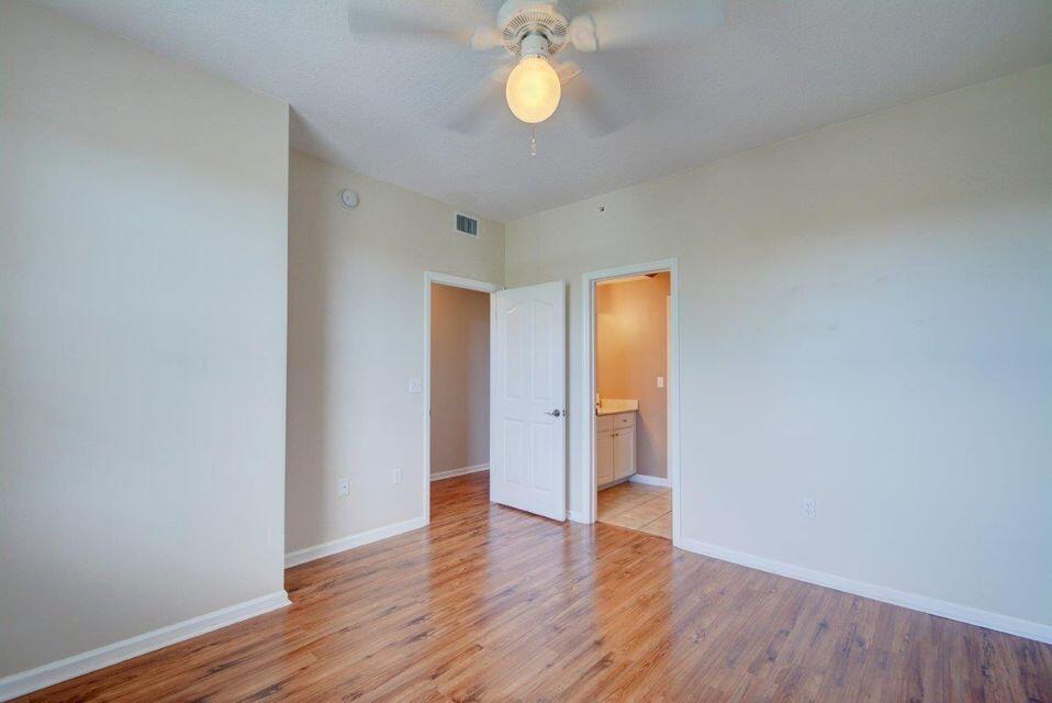 SOMERSET AT ABACOA CONDO - Residential