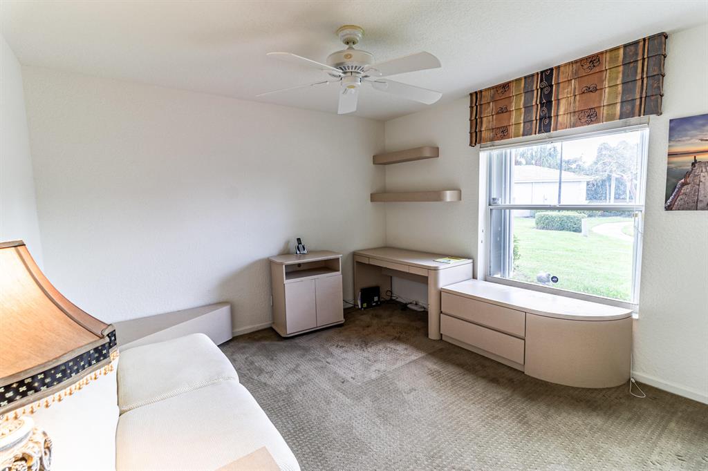 CORAL LAKES - Residential