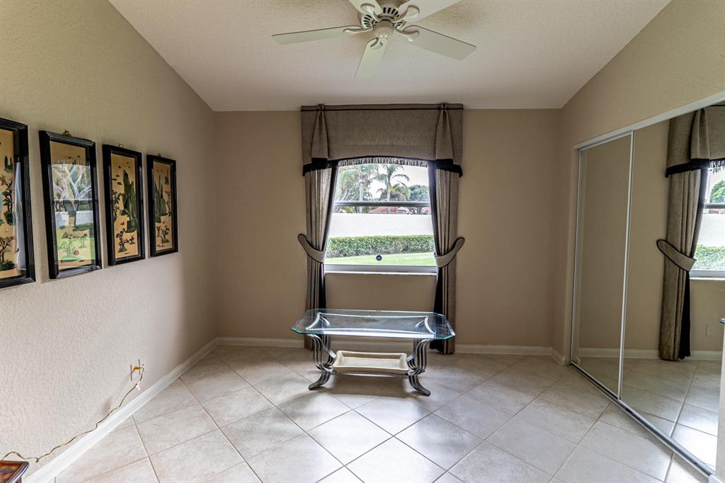 CORAL LAKES - Residential