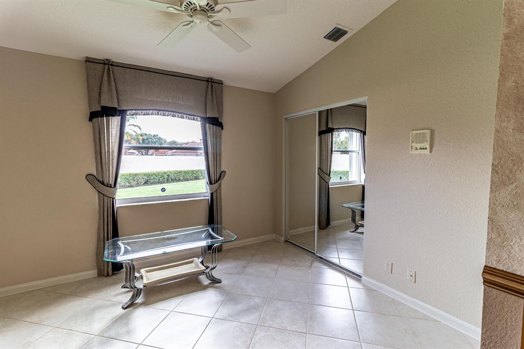 CORAL LAKES - Residential