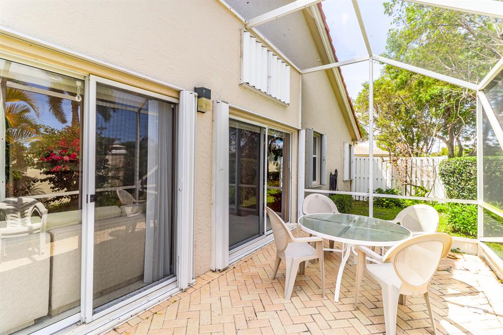 CORAL LAKES - Residential