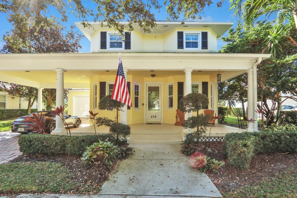 Photo of 238 Barbados Drive, Jupiter, FL 33458 (MLS # R11151281)