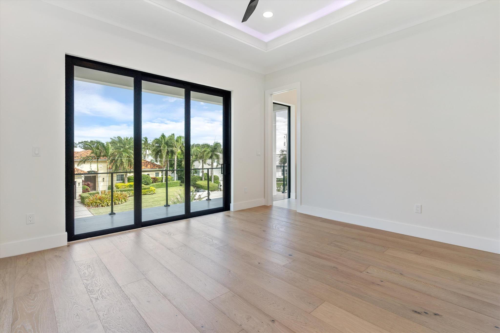 PARADISE PORT - Residential