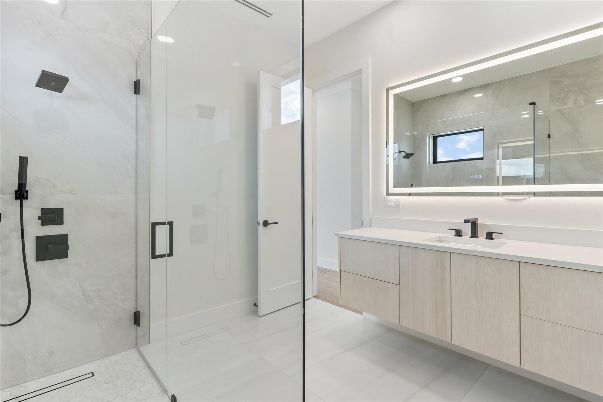 PARADISE PORT - Residential