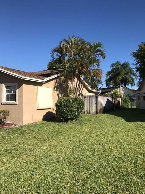 Single Family Residence in Boca Raton FL 9205 16th Road Rd 1.jpg