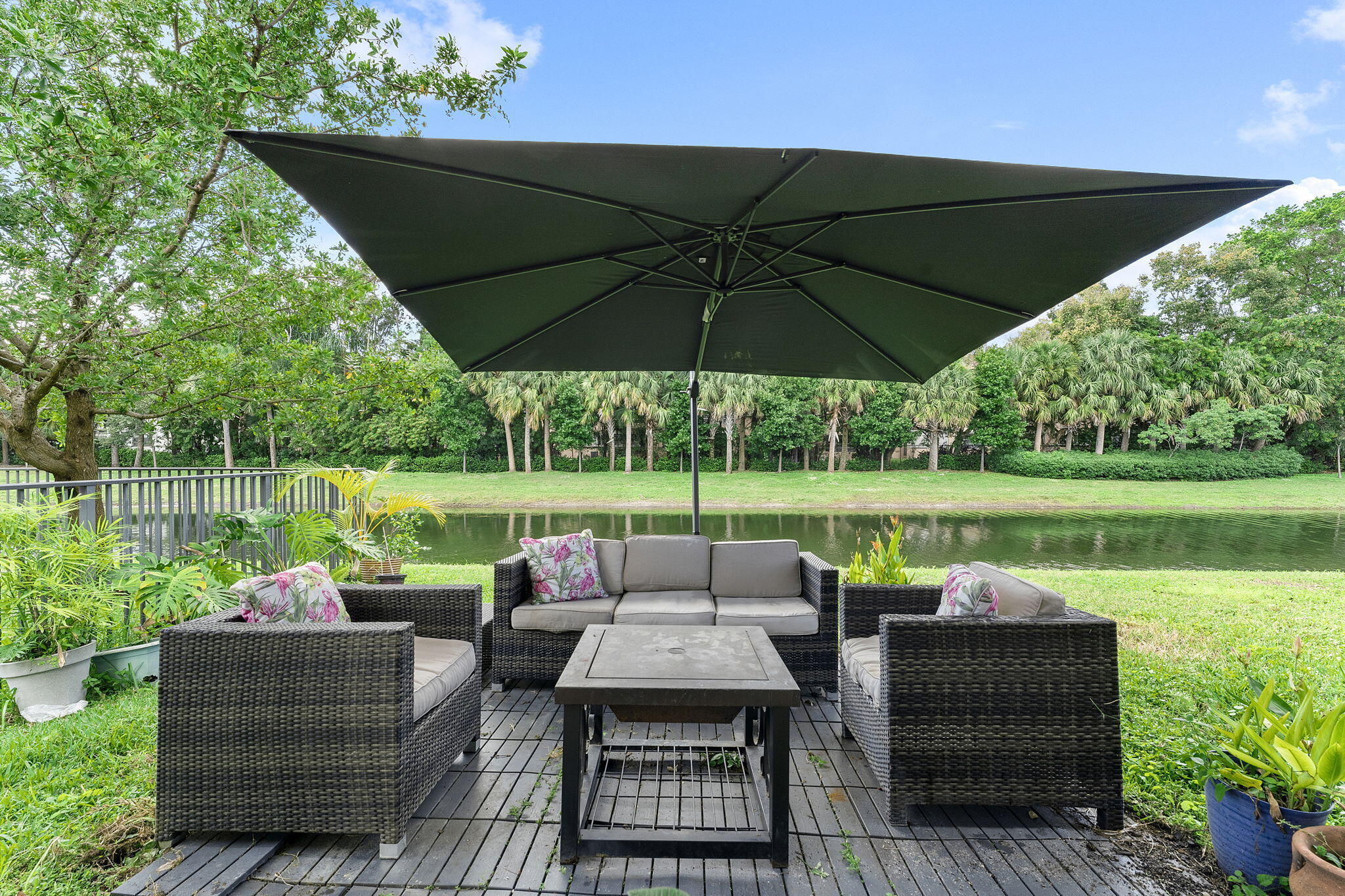 CRYSTAL LAKE 1ST SEC Veleiros - Residential