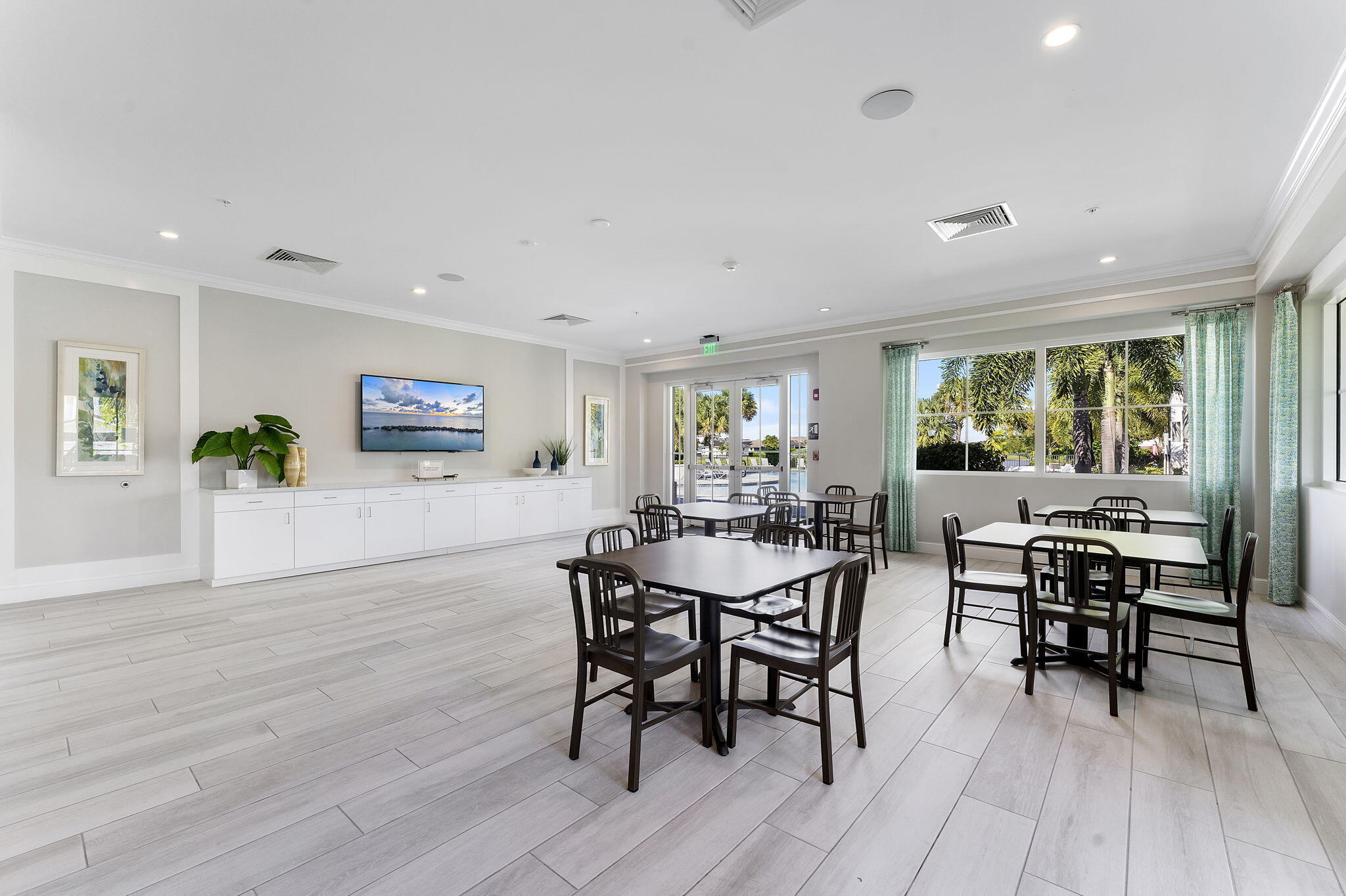 CRYSTAL LAKE 1ST SEC Veleiros - Residential