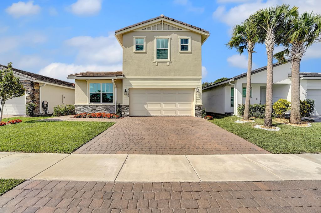 Photo of 4025 Marina Way, Deerfield Beach, FL 33064 (MLS # B26022040)