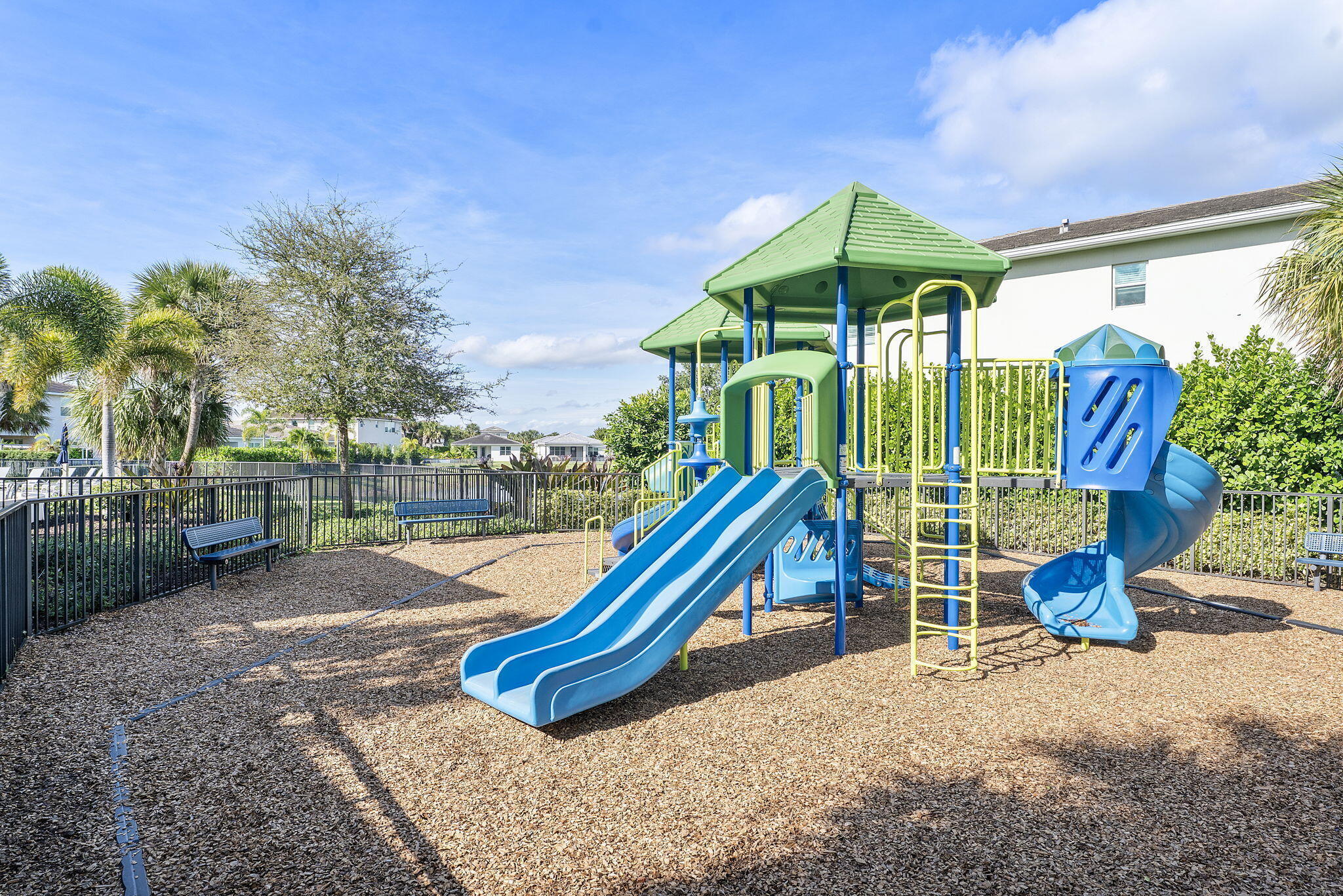 CRYSTAL LAKE 1ST SEC Veleiros - Residential