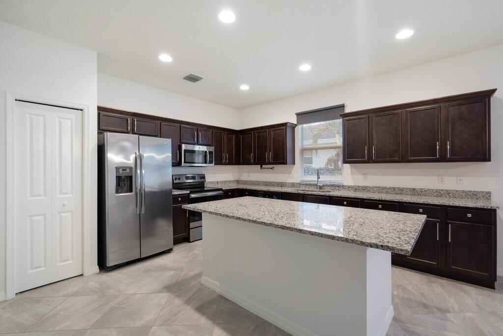 THE GARDENS AT RIVER GROVE - Residential