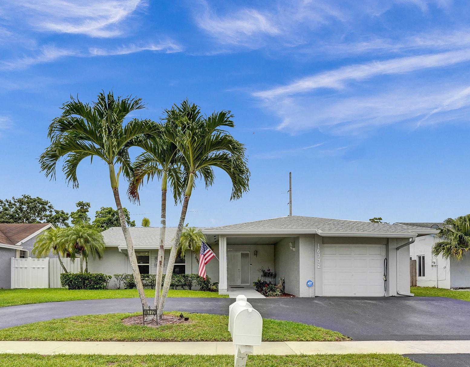 BONAVENTURE LAKES - Residential