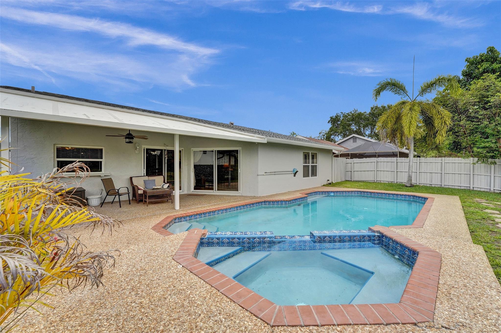 BONAVENTURE LAKES - Residential