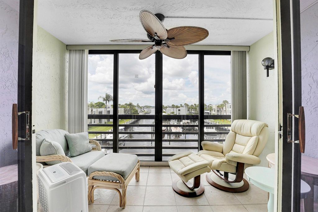 Photo of 1950 SW Palm City Road #5306, Stuart, FL 34994 (MLS # R11020948)