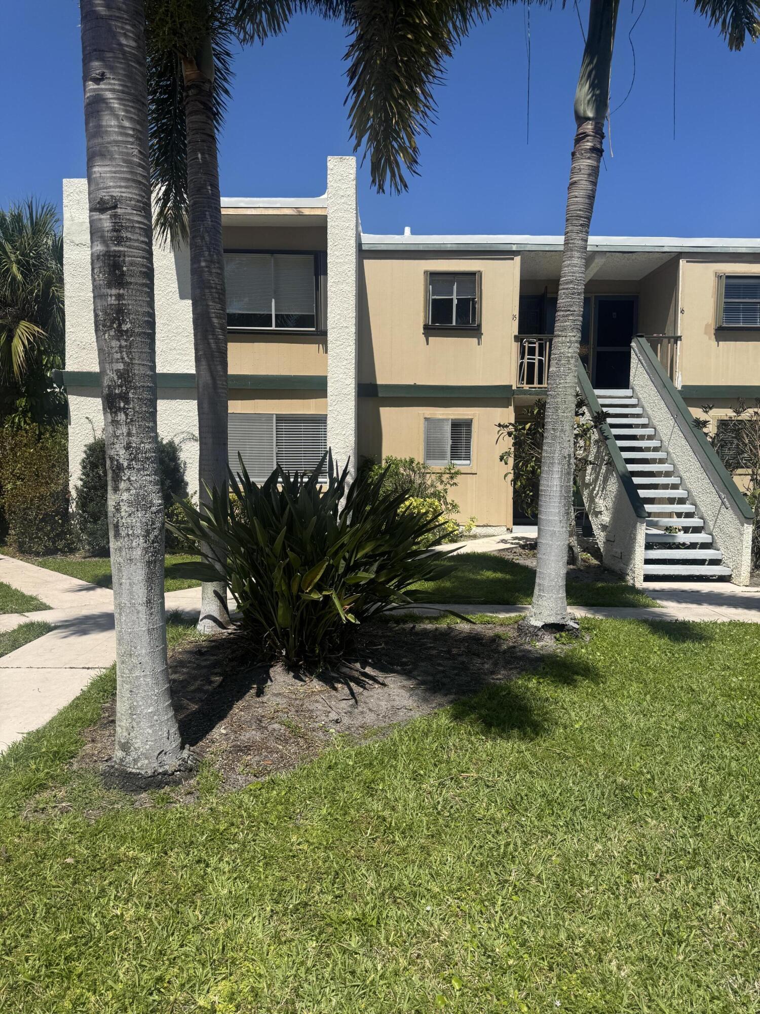 ST LUCIE ESTATES - Residential Lease