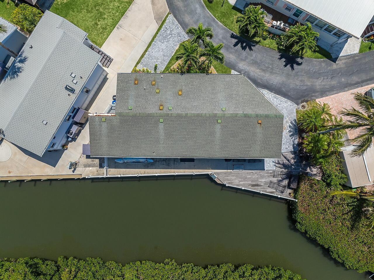 5367 Montego Circle, Fort Pierce, FL, 34949/$449,000 2 5367 Montego Circle