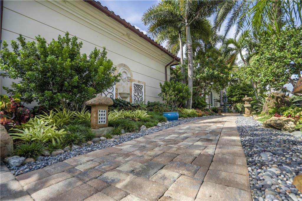 Hillsboro Isles 29-4 B - Residential