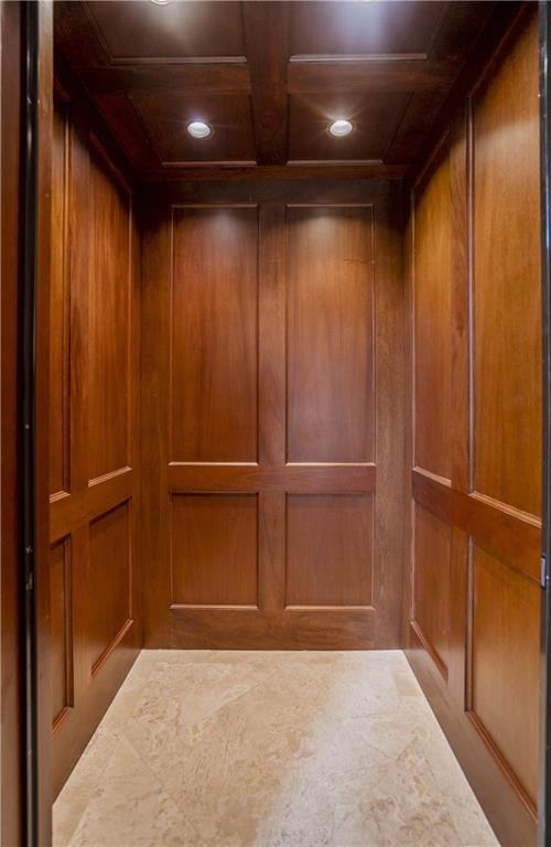 Hillsboro Isles 29-4 B - Residential