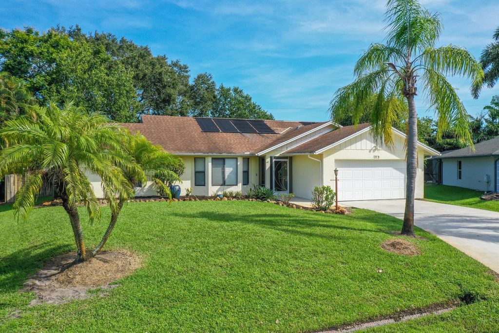 Photo of 1273 SW Albenga Avenue, Port St Lucie, FL 34953 (MLS # R10910708)