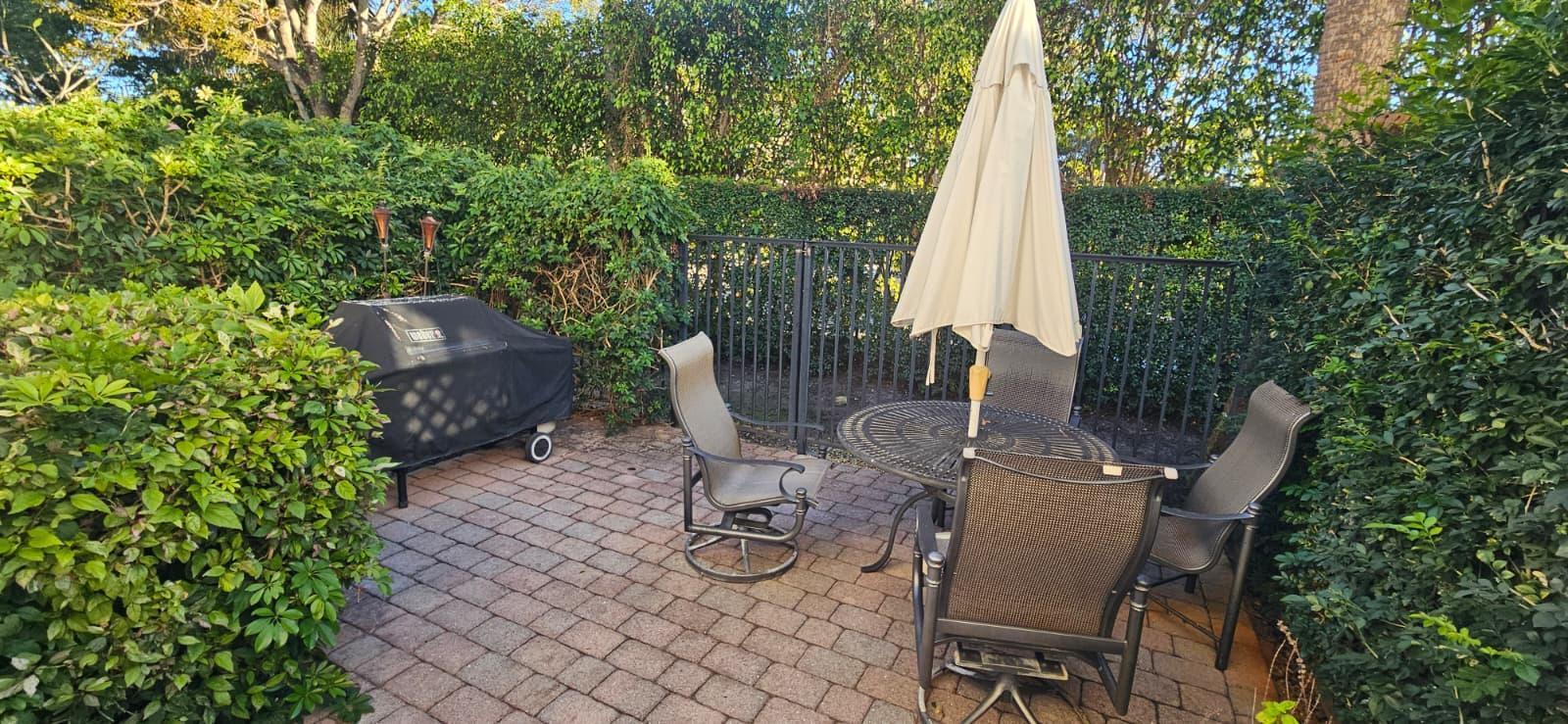 LAS BRISAS - Residential