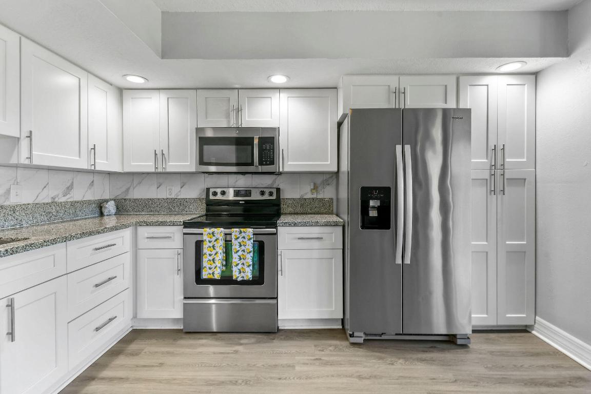 SEAGRAPE CONDO - Residential