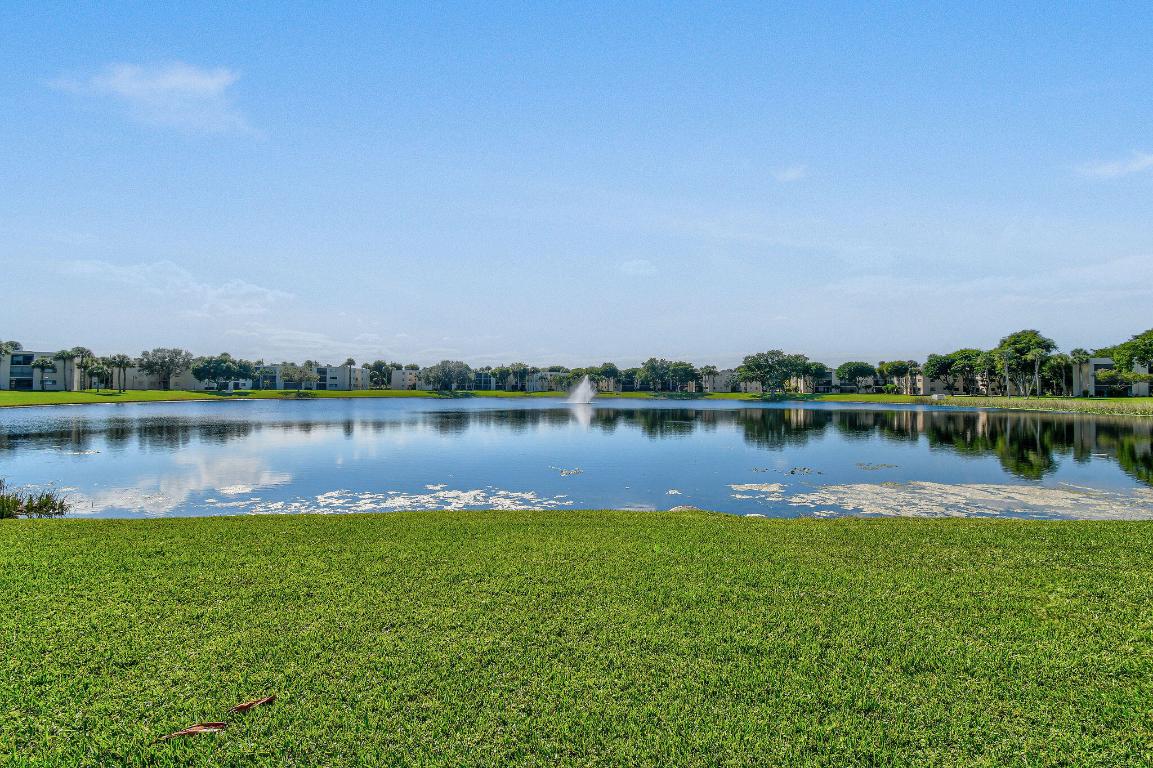 SEAGRAPE CONDO - Residential