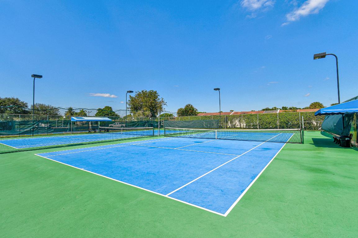 SEAGRAPE CONDO - Residential