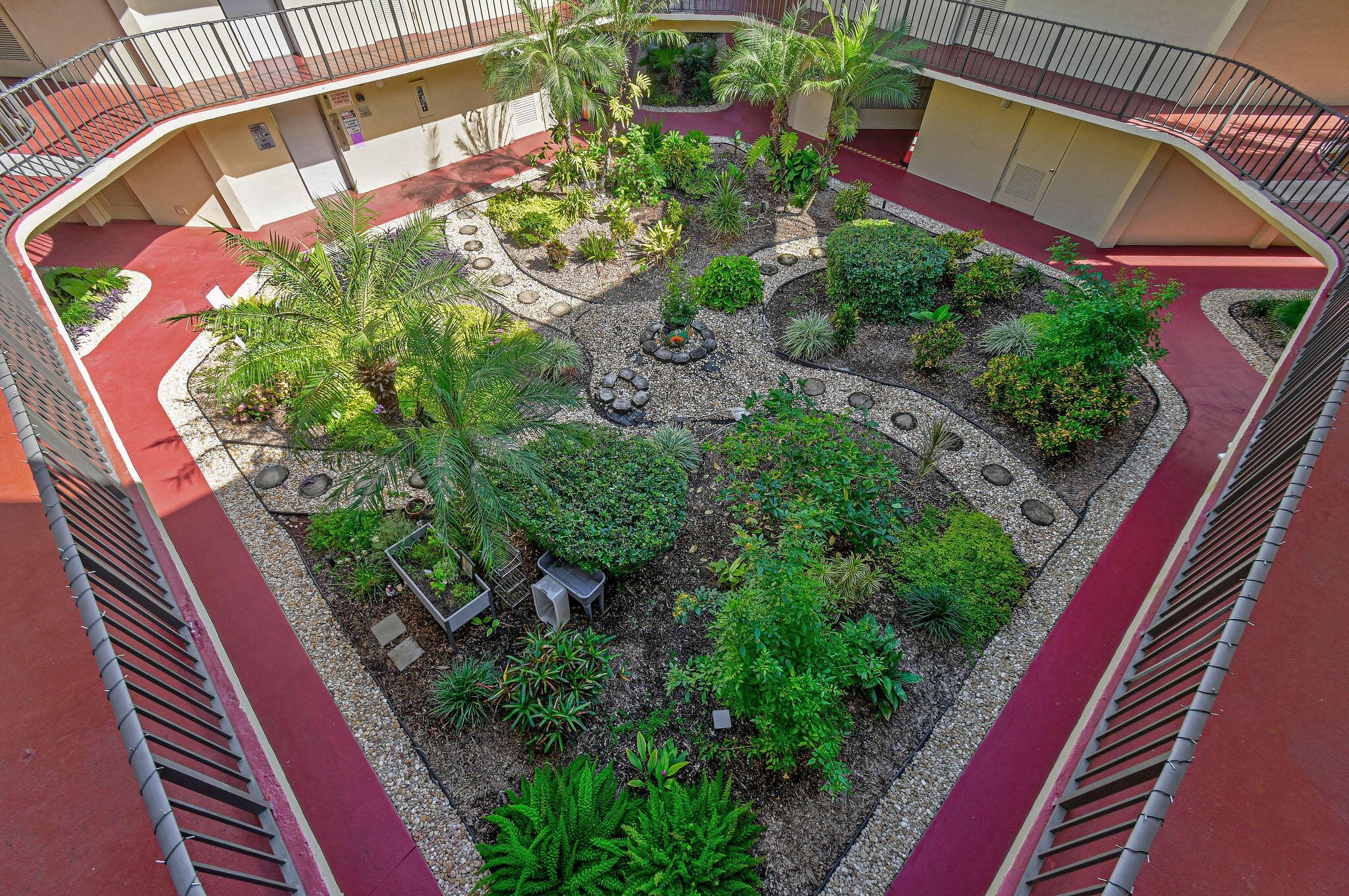 SEAGRAPE CONDO - Residential