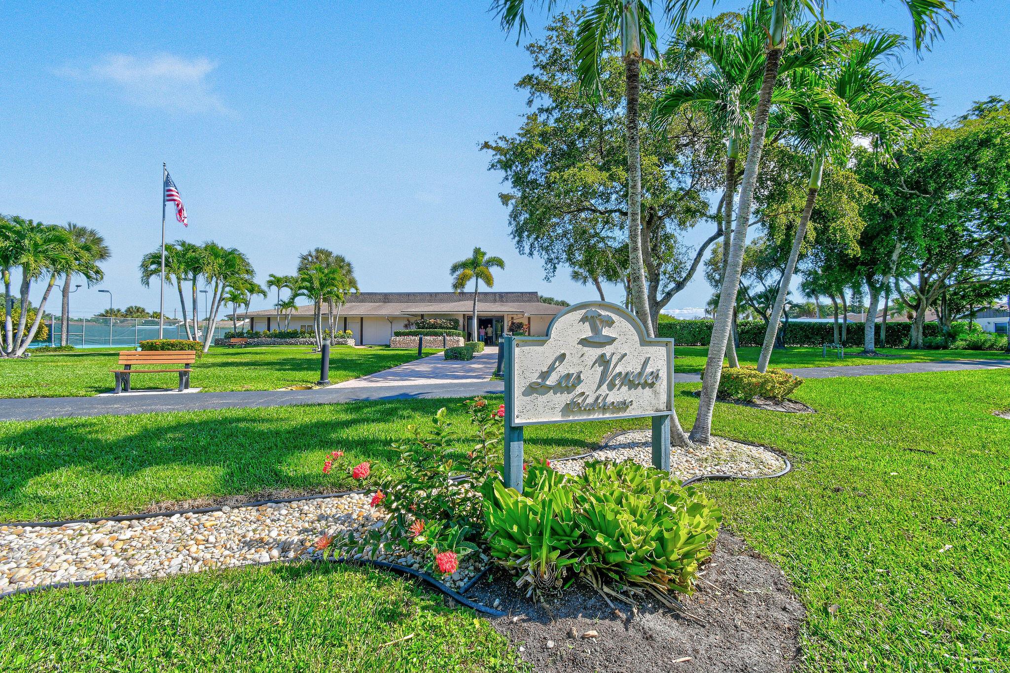 SEAGRAPE CONDO - Residential