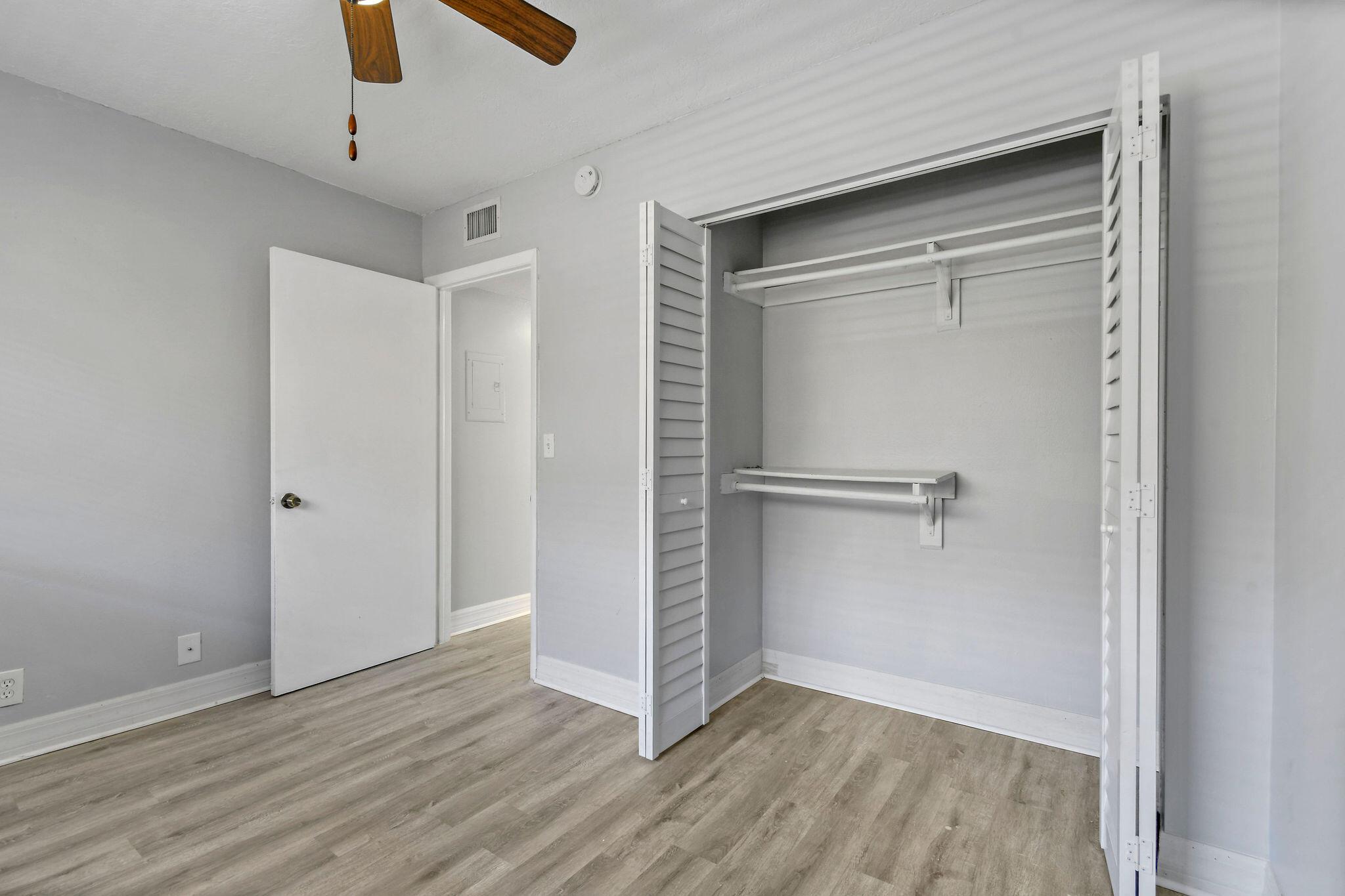 SEAGRAPE CONDO - Residential