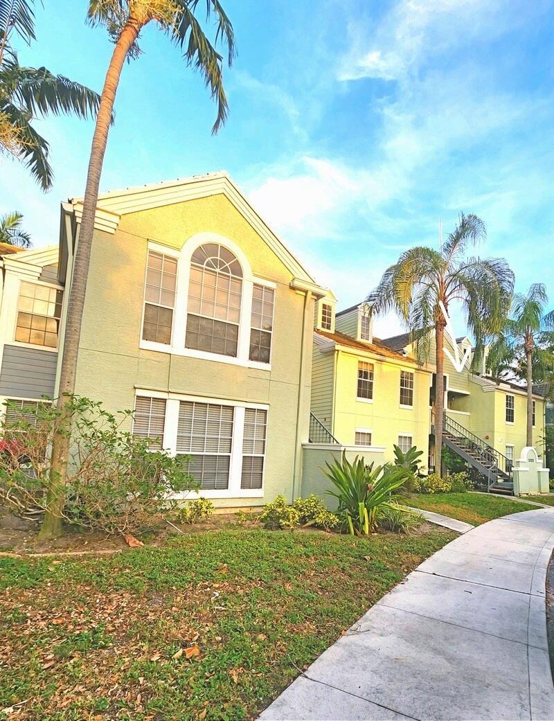 1020 Crystal F Way F