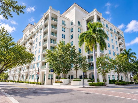 Tiny photo for 403 S SAPODILLA Avenue #717, West Palm Beach, FL 33401 (MLS # B26088619)
