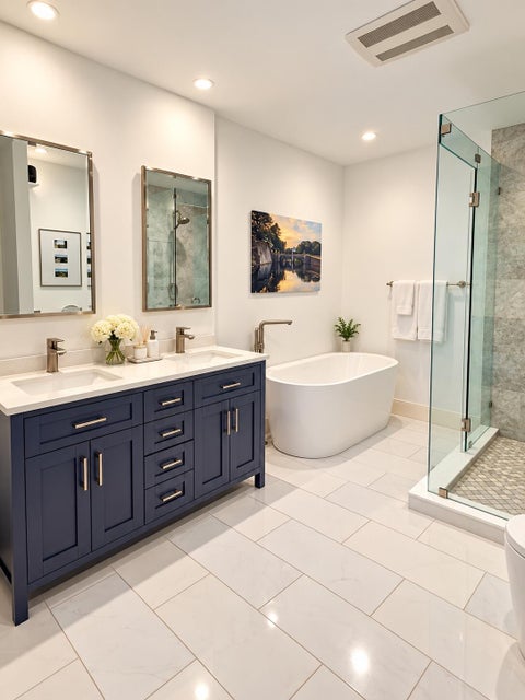 Tiny photo for 403 S SAPODILLA Avenue #717, West Palm Beach, FL 33401 (MLS # B26088619)