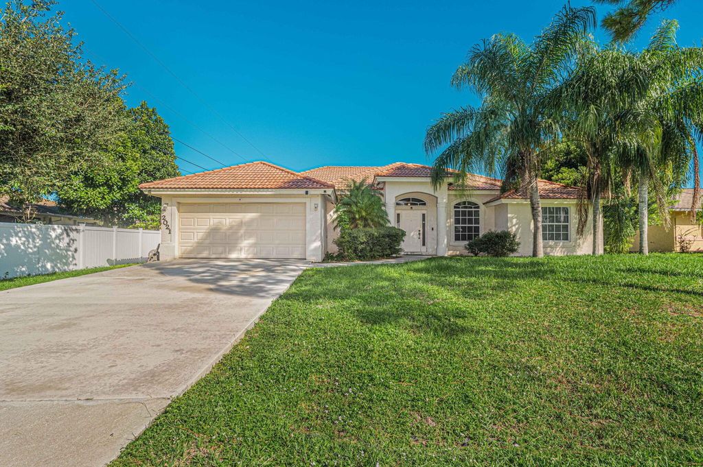 Photo of 2021 SW Logwood Road, Port St Lucie, FL 34953 (MLS # R10923424)