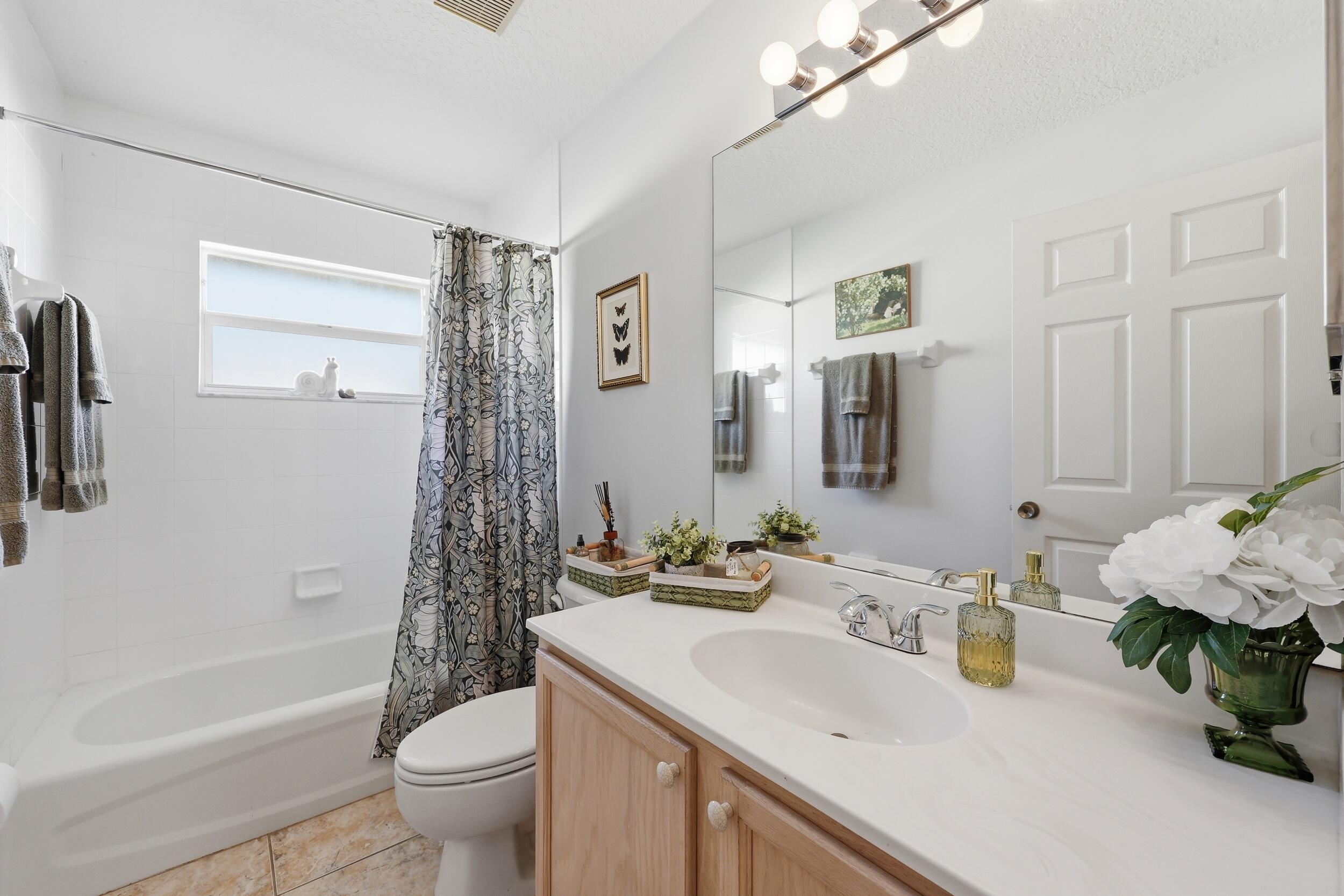 PORT ST LUCIE SECTION 46 1ST REPLAT - Residential