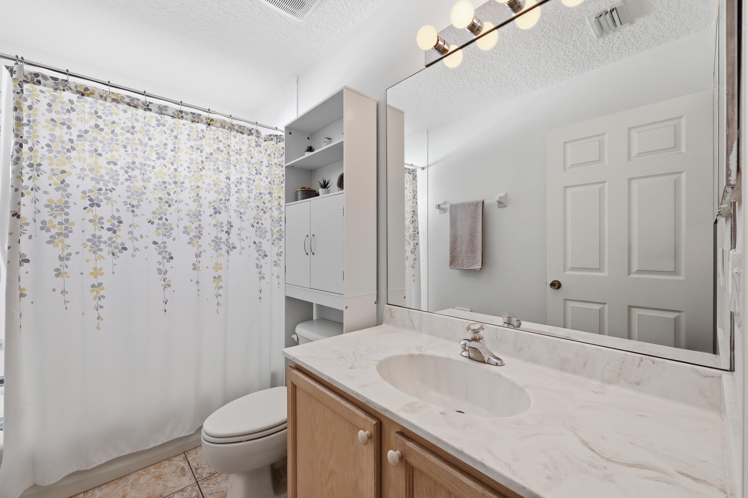 PORT ST LUCIE SECTION 46 1ST REPLAT - Residential