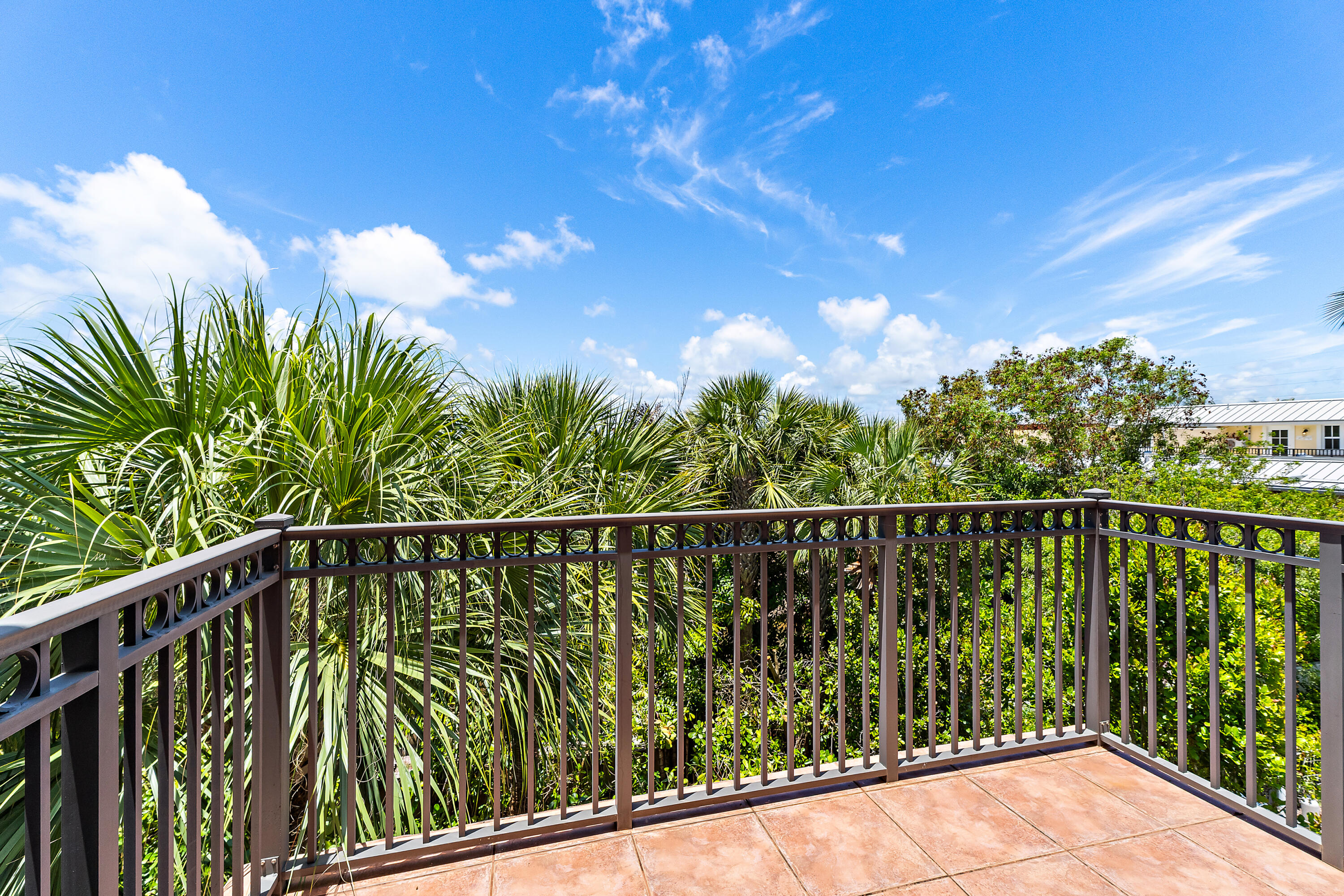 CASA DEL SOL OF TEQUESTA - Residential