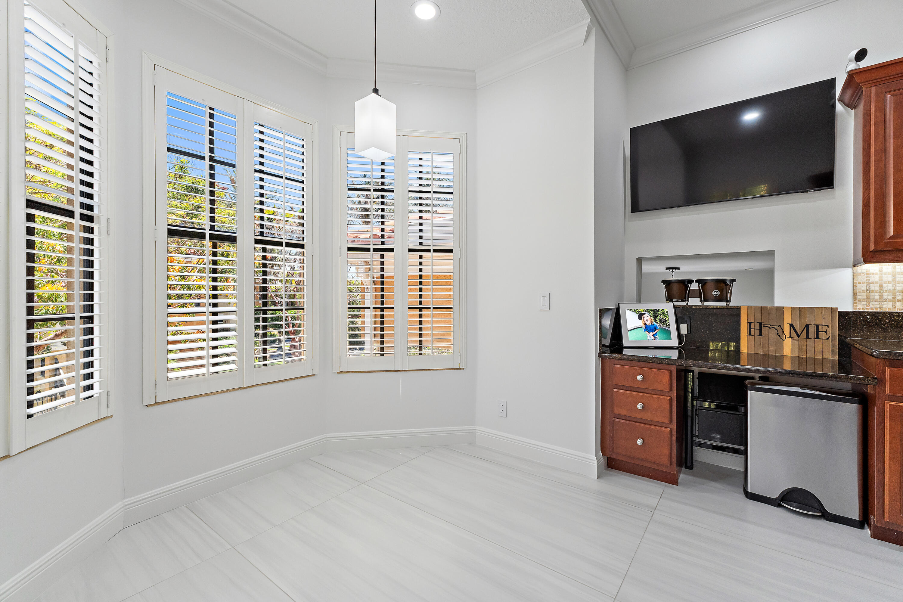 CASA DEL SOL OF TEQUESTA - Residential