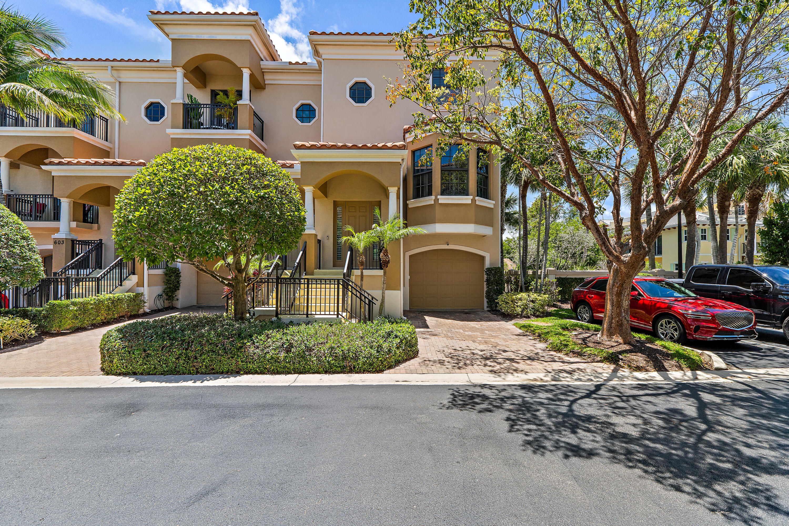 605 Del Sol Circle
