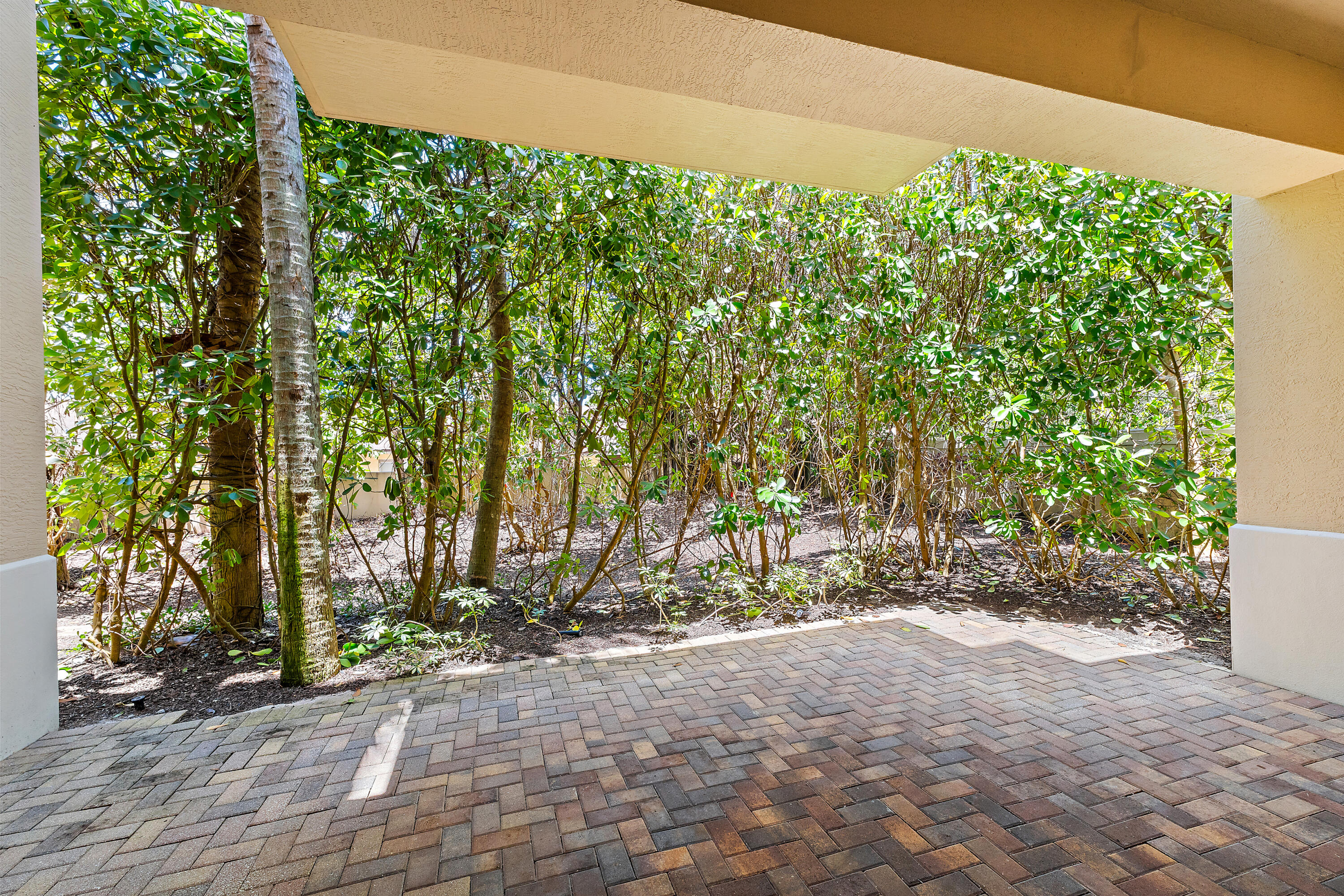 CASA DEL SOL OF TEQUESTA - Residential