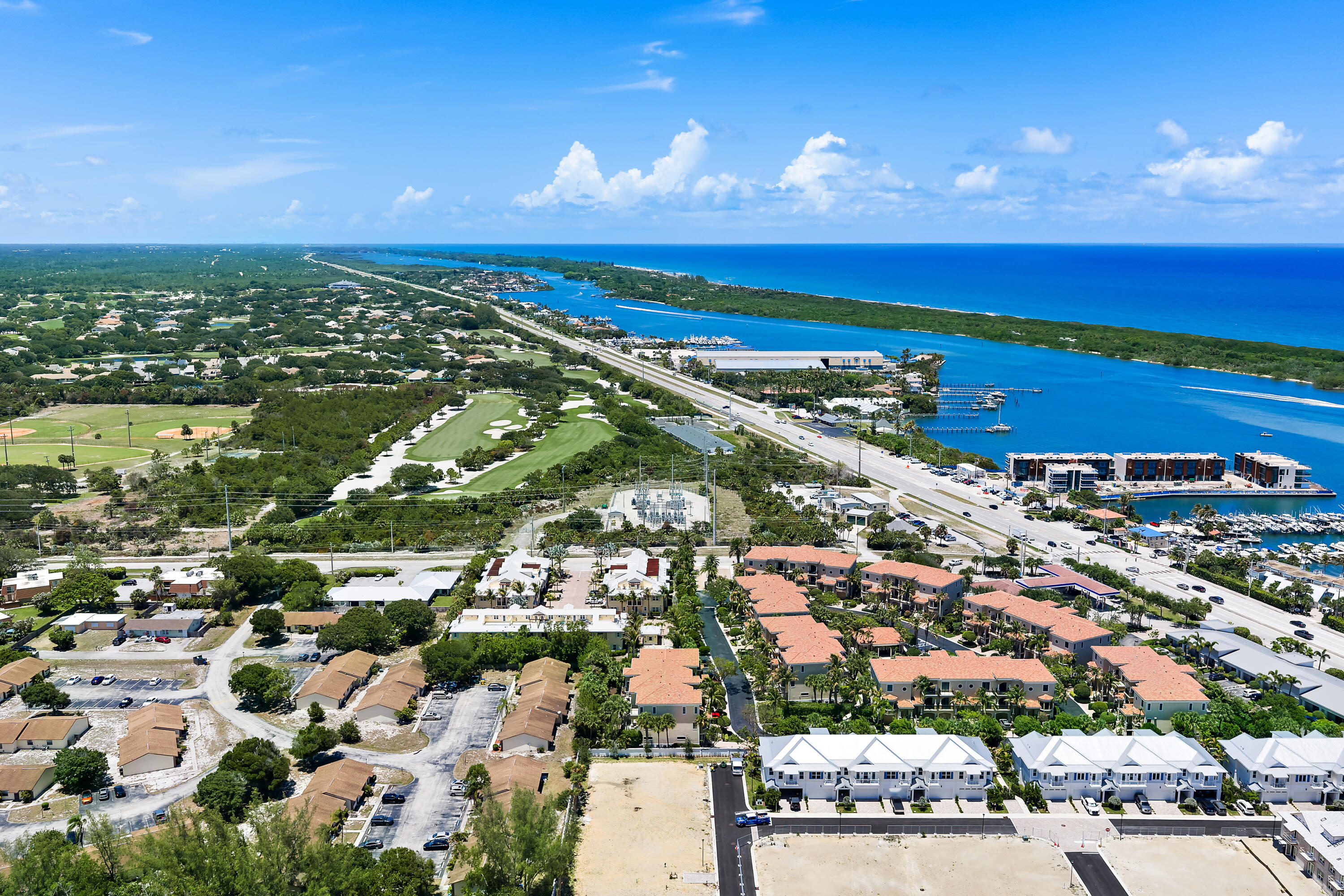 CASA DEL SOL OF TEQUESTA - Residential