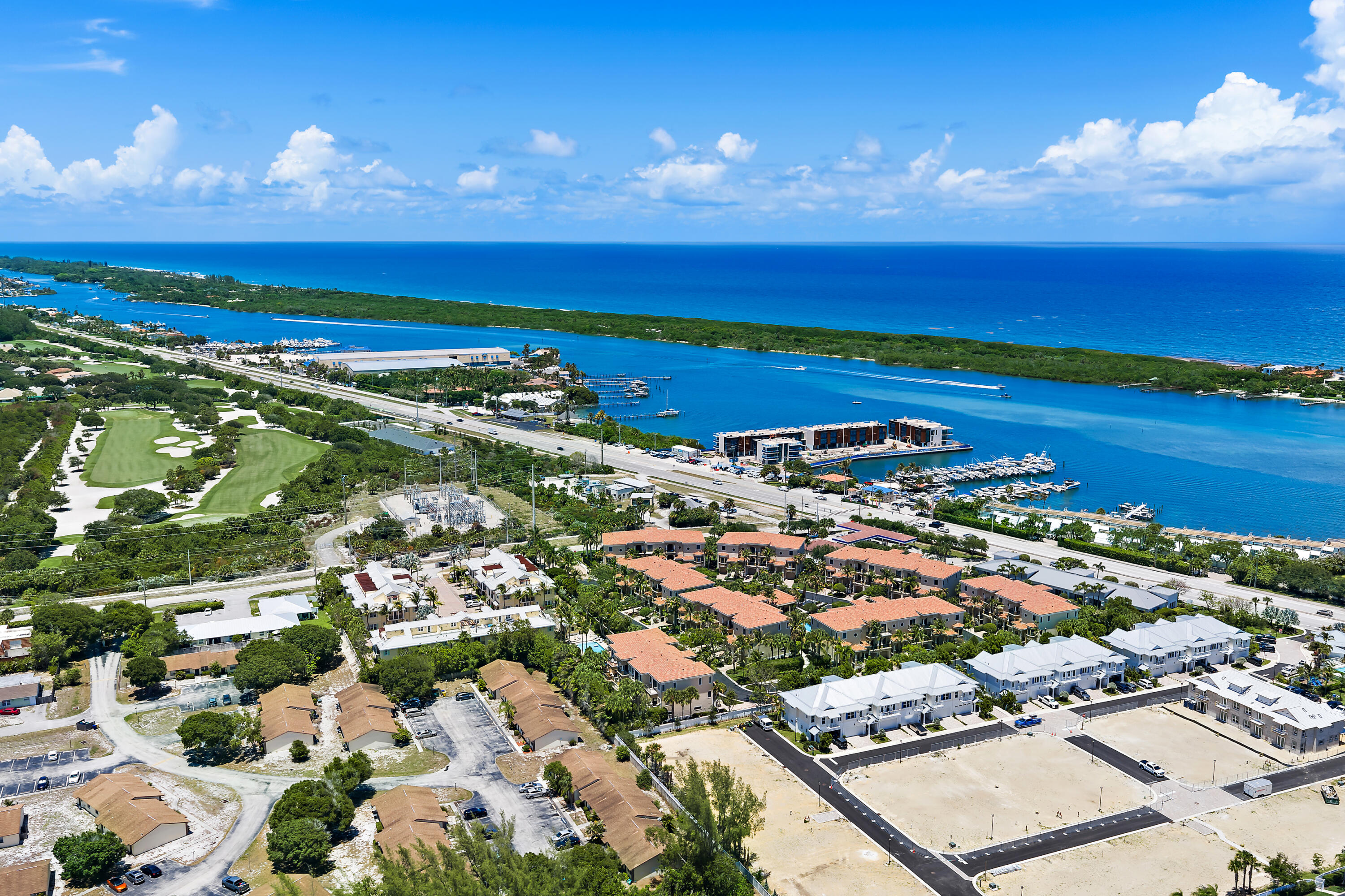 CASA DEL SOL OF TEQUESTA - Residential