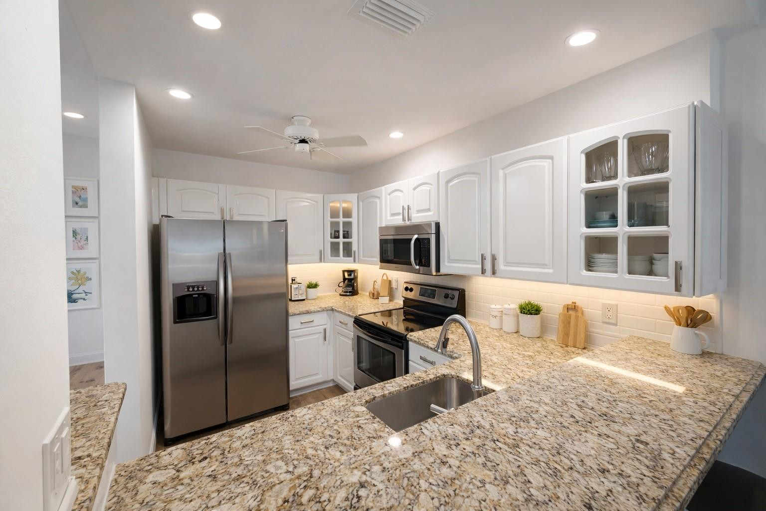 1645 S Ocean Lane 289