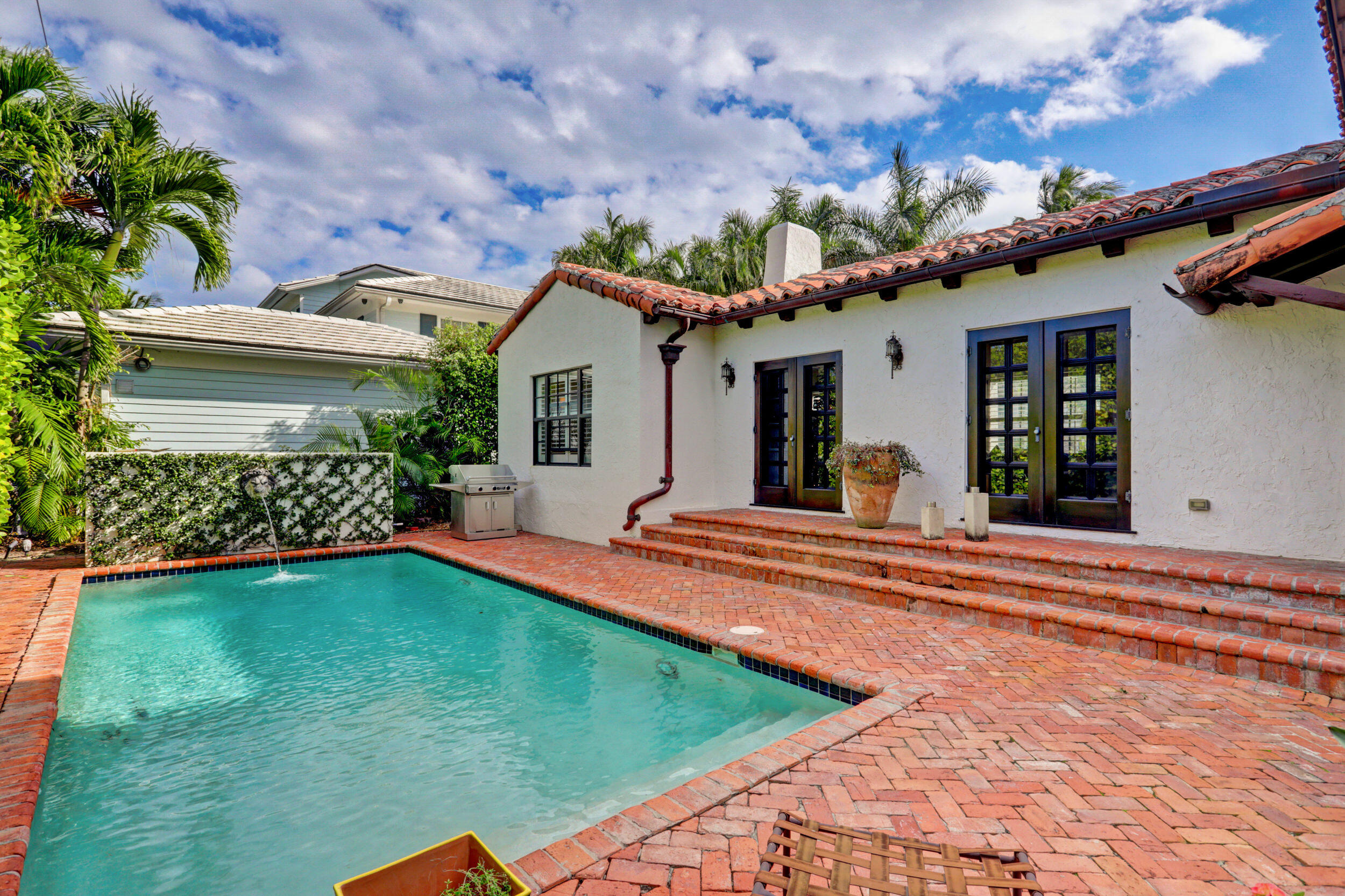 MONCEAUX - Residential