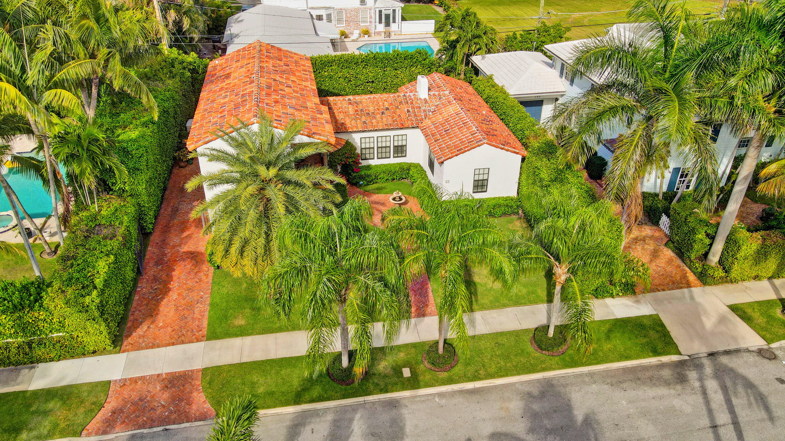 MONCEAUX - Residential