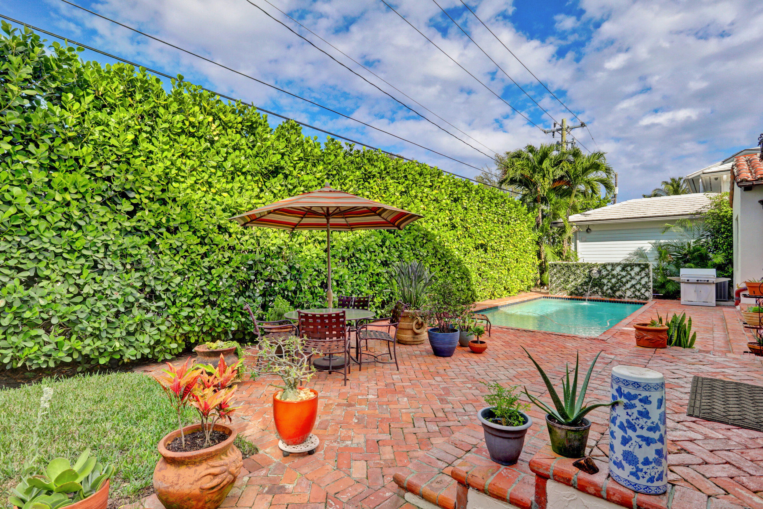 MONCEAUX - Residential