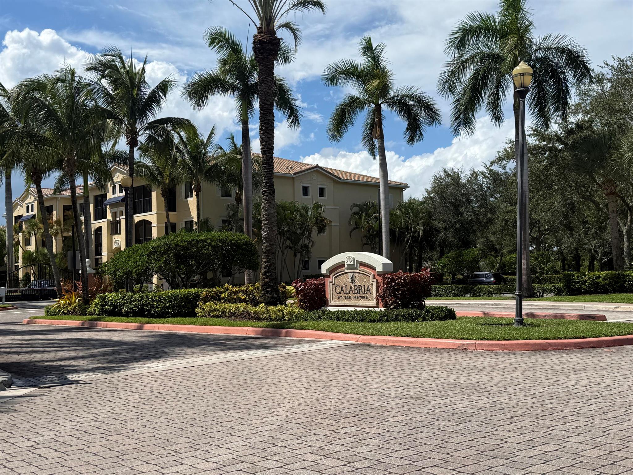 SAN MATERA THE GARDENS CO - Residential Lease