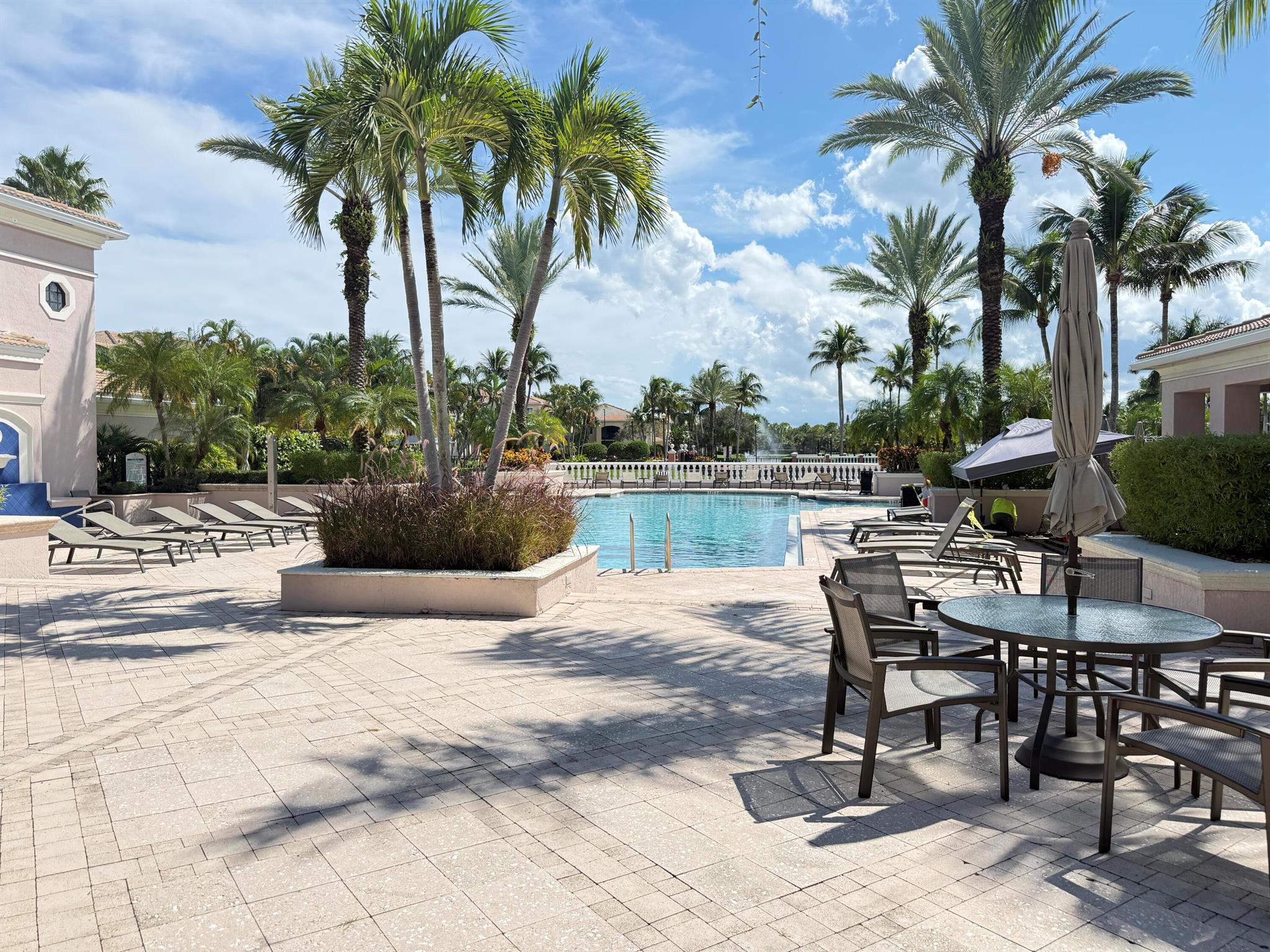 SAN MATERA THE GARDENS CO - Residential Lease