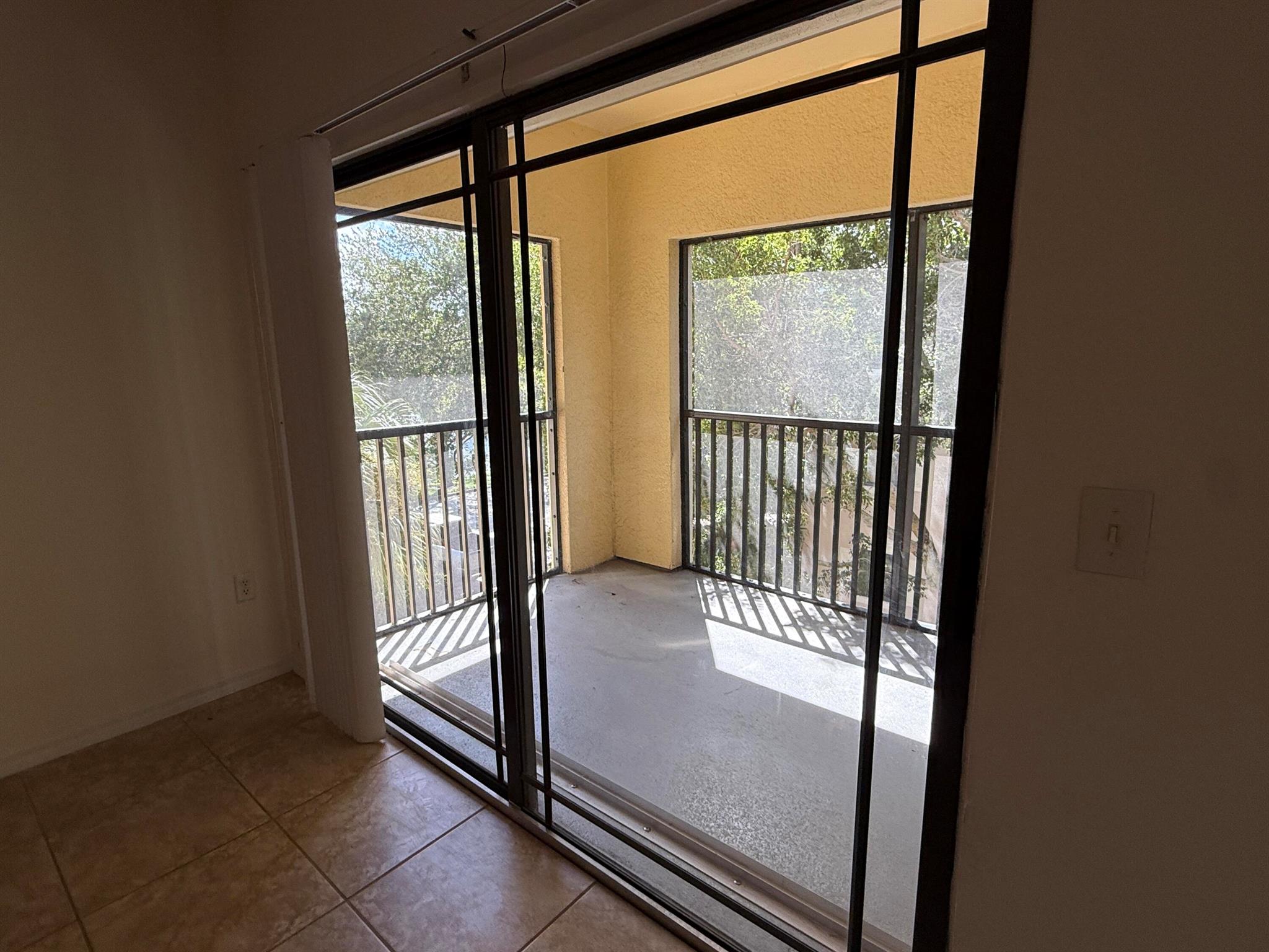 SAN MATERA THE GARDENS CO - Residential Lease